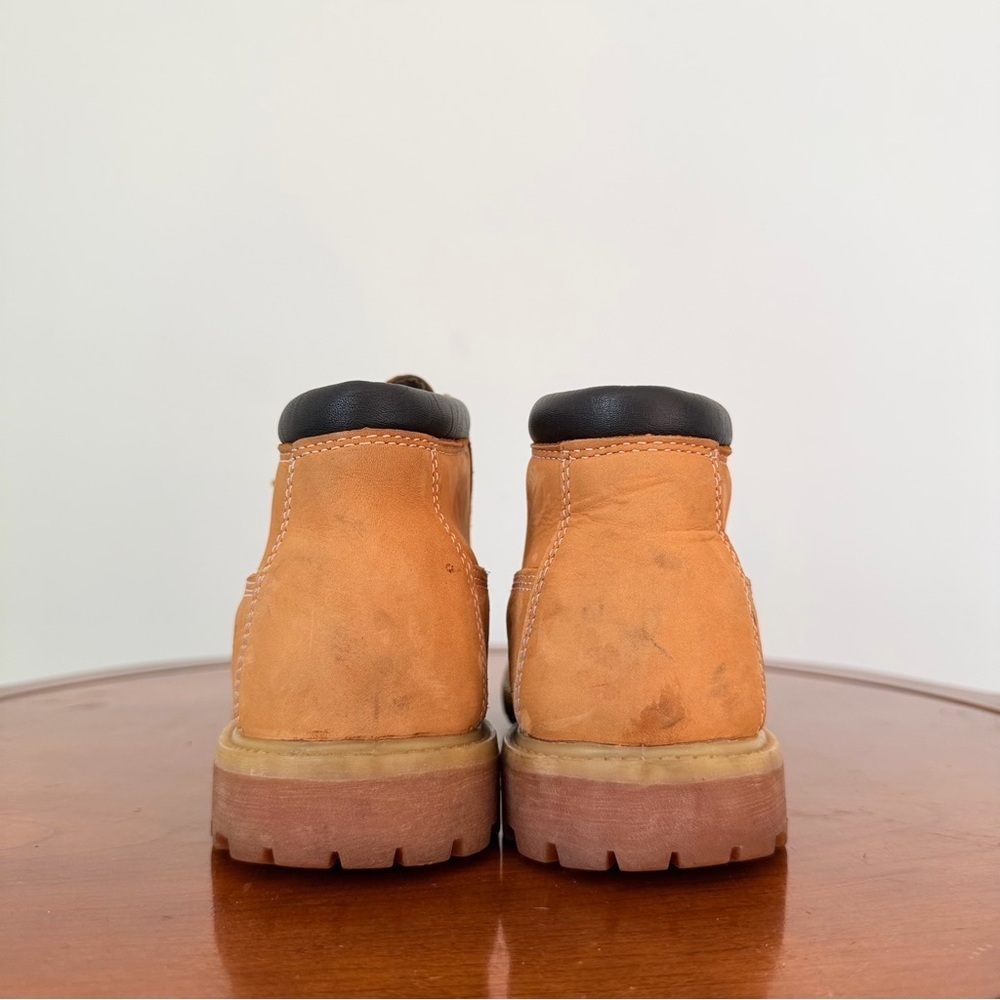 Timberland Women's Nellie Waterproof Nubuck Chukka Boots | US 7.5 - Picture 2 of 8